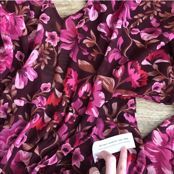 FAME & PARTNERS • jagger floral wrap gown - Picture 6 of 6